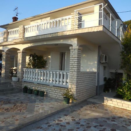 Apartments Ivica Lupic Kampor Exterior photo